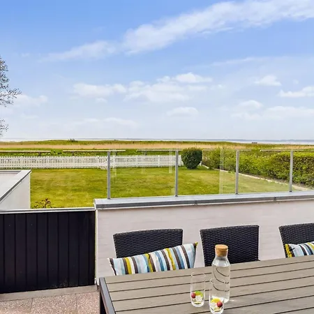Mayla - 50m From The Sea By Interhome *